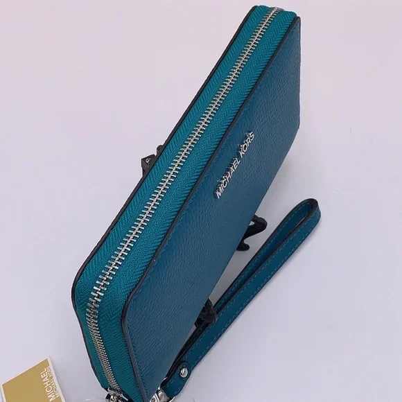 NWT MICHAEL KORS LARGE CONTINENTAL WRISTLET LAGOON COLOR - Picture 11 of 15